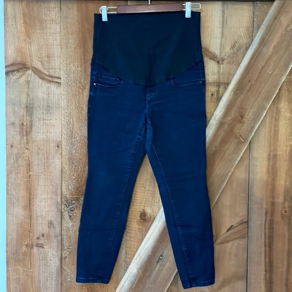 THYME dark denim maternity capris size M - Picture 1 of 3